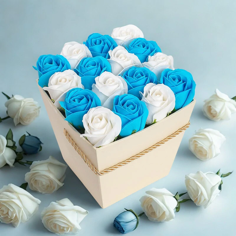 Mýdlová kytice Mirela | Luxusní krémový Flower Box plný klidu a elegance