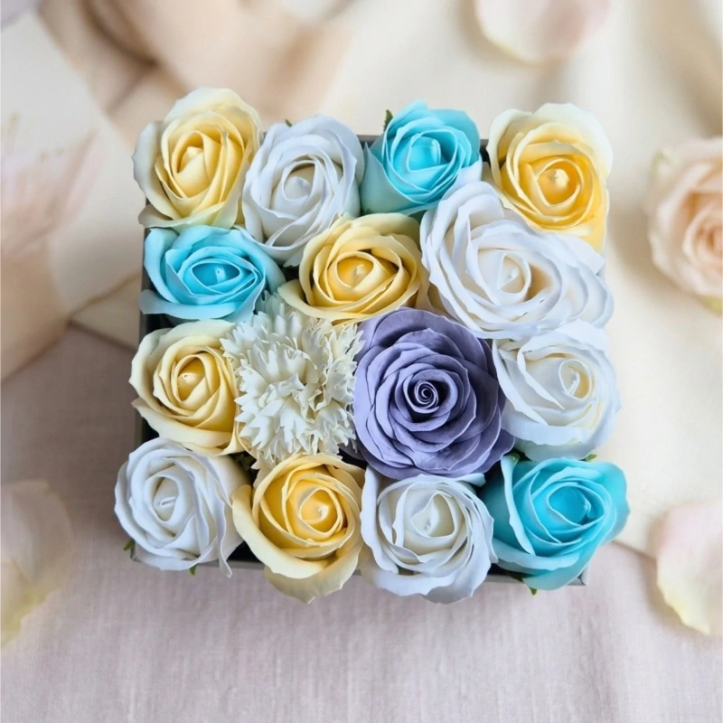 Flower Box | mýdlová kytice AQUA